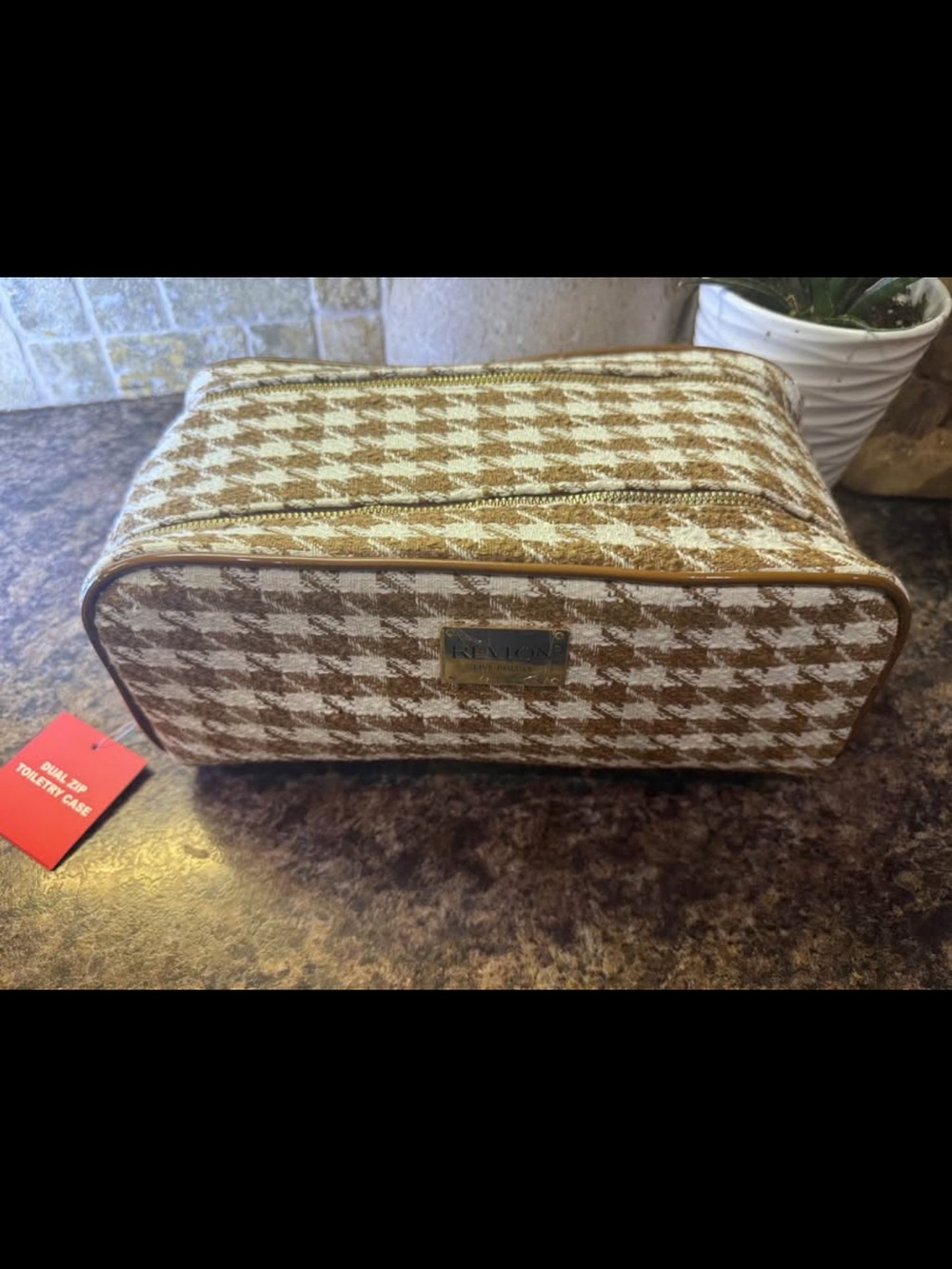 Revlon Toiletry/ Makeup Bag
